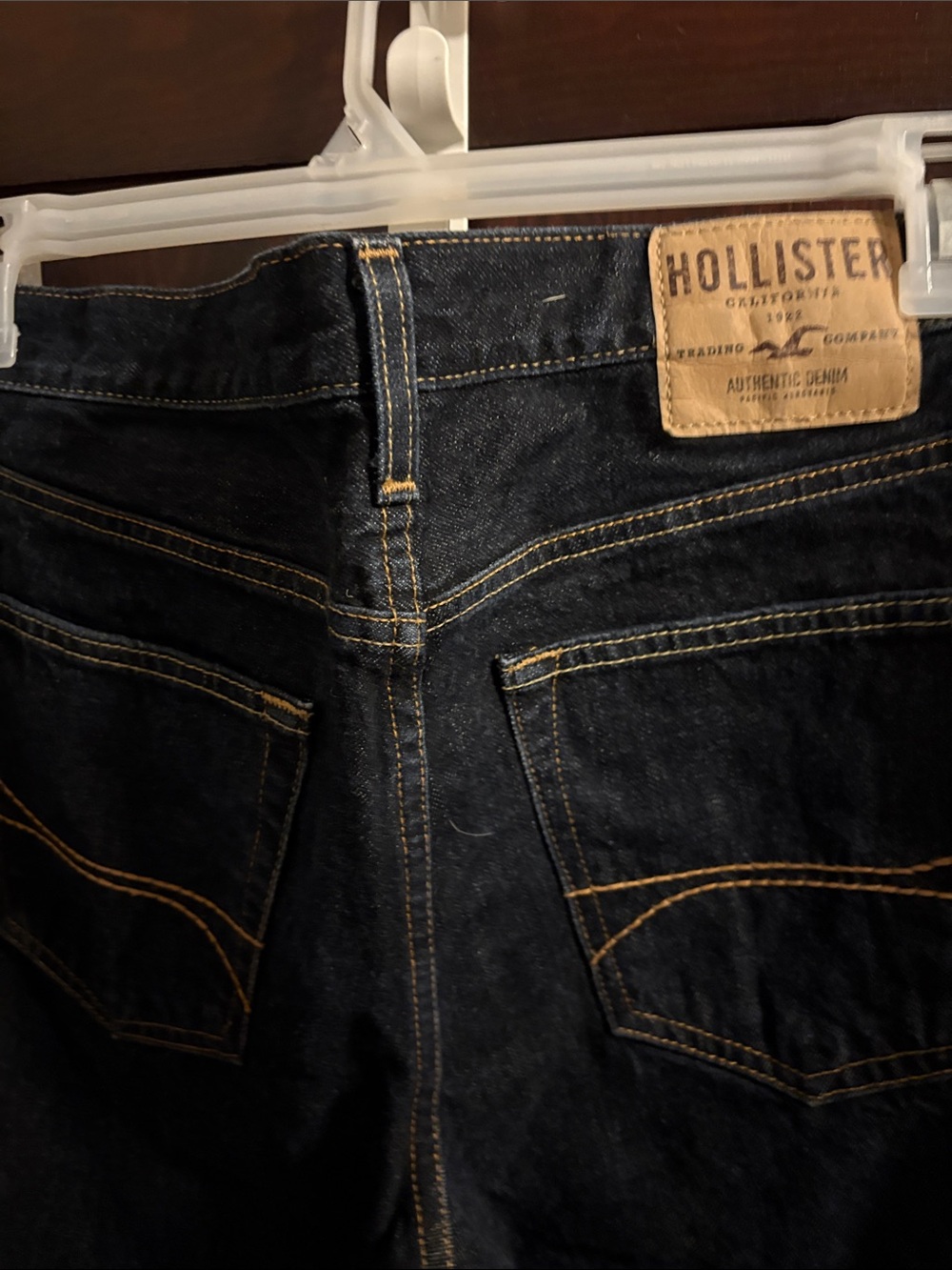 Hollister Men's Dark Indigo Straight Jeans